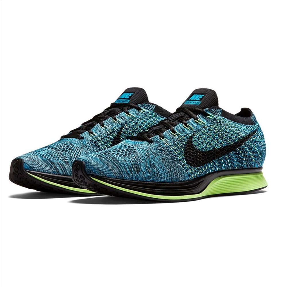 NIKE women’s teal shoes